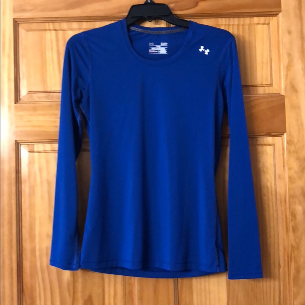 Ladies Under Armour Long Sleeve size Small